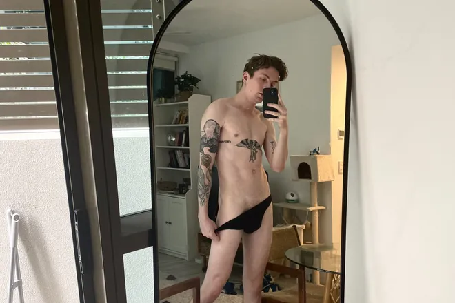OnlyFans cuenta kyle.trager header 2