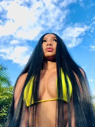OnlyFans cuenta chanteldoll avatar 1