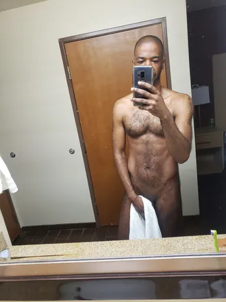 OnlyFans cuenta supreme_king88 header 2