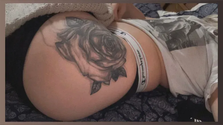 OnlyFans cuenta sweetlikekenzie header 2