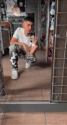OnlyFans account  maxrivera22 avatar 1