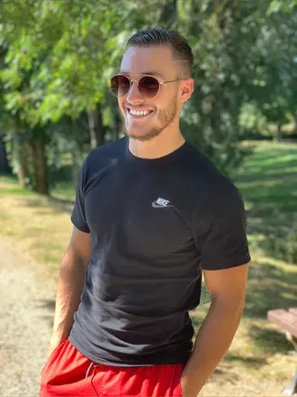 OnlyFans cuenta frenchhunkxxx header 2
