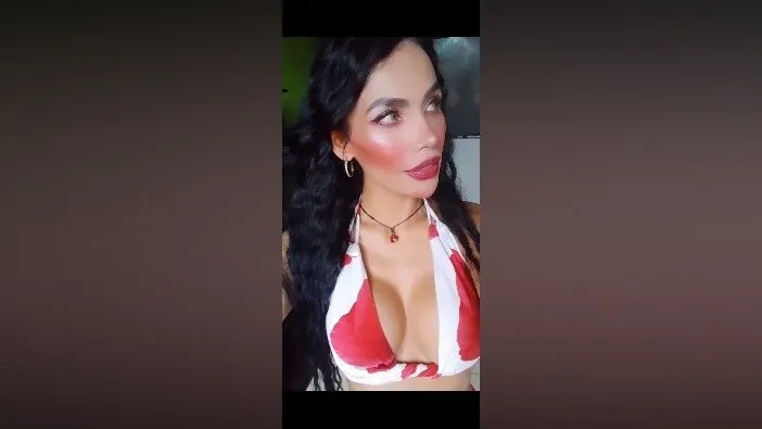 OnlyFans account  sirenadeamor777 header 2