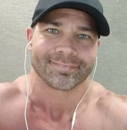 OnlyFans cuenta muscledaddy0713 avatar 1