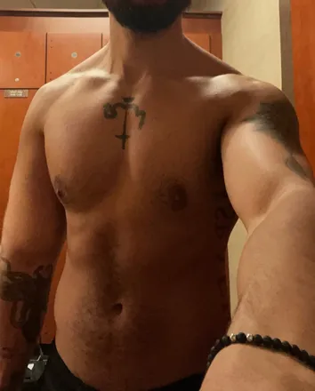 OnlyFans cuenta cameronxx_woods header 1