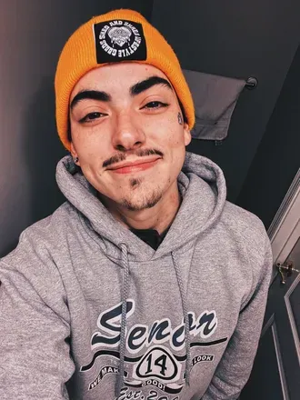 OnlyFans account  transandstoned avatar 1