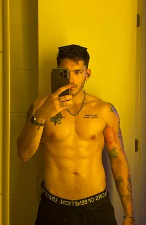 OnlyFans cuenta sebaleao header 2
