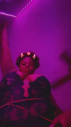 OnlyFans cuenta princessshishi header 2