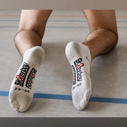 OnlyFans cuenta snkrs_uncensored header 2
