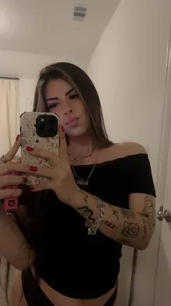 OnlyFans account  xxemmssxx avatar 1