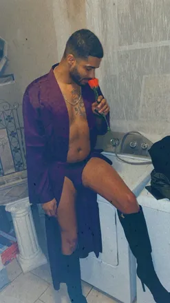 OnlyFans cuenta italyjames header 2