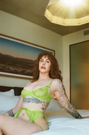 OnlyFans cuenta alluring.nightshade avatar 1