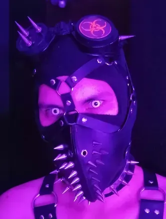 OnlyFans cuenta vampiredominator header 2