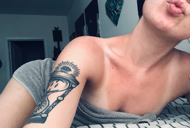 OnlyFans cuenta lorraineh header 2