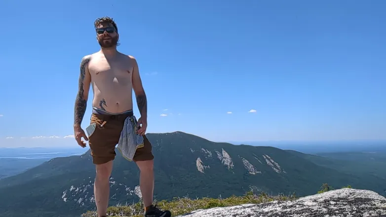 OnlyFans cuenta pupsterboi header 2