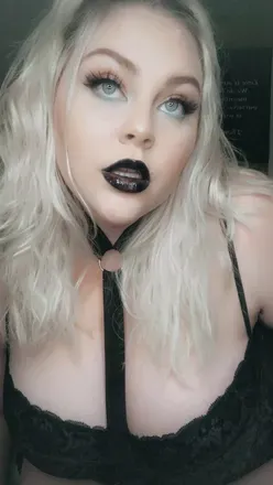 OnlyFans cuenta destyni9805 avatar 1