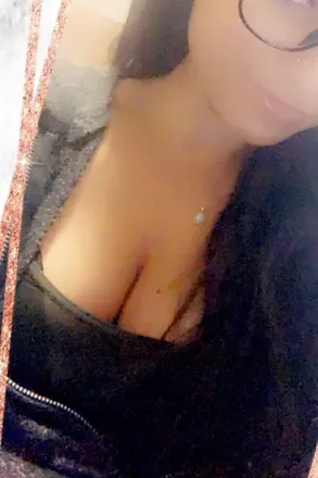 OnlyFans cuenta miakhalifalookalike avatar 1