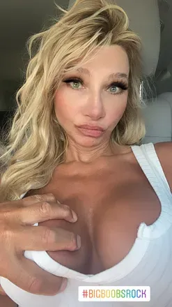 OnlyFans account  iamcrissiemarie avatar 1