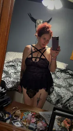 OnlyFans of pr3ttylilpoison