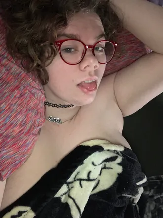 OnlyFans cuenta bunnybunslut98 header 2