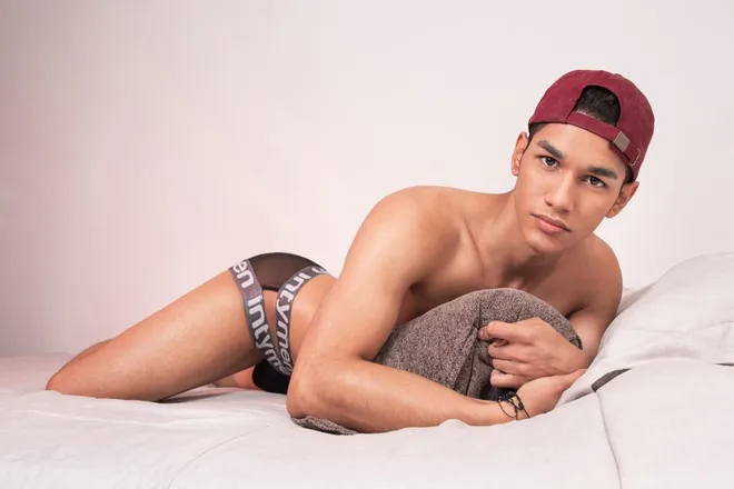 OnlyFans account  amateur_bigcock header 2
