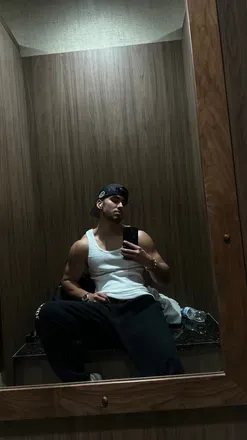 OnlyFans cuenta yuliano.c avatar 1