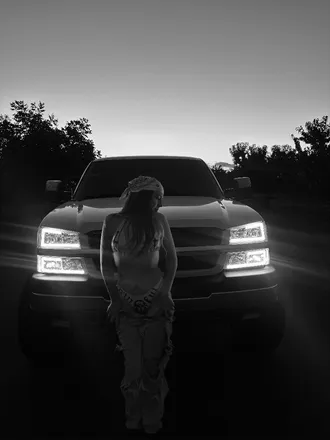 OnlyFans cuenta barbie_brews header 2