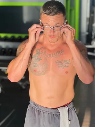 OnlyFans account  ridiculous85 header 2