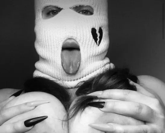 OnlyFans account  prettieyesssvip avatar 1
