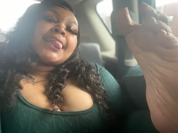 OnlyFans account  deboogie header 2