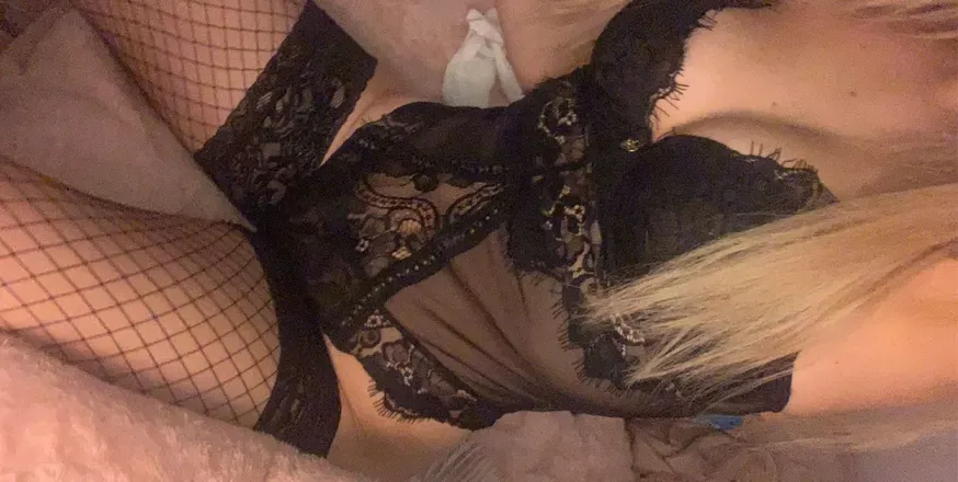 OnlyFans cuenta yourblondiesx2 avatar 1