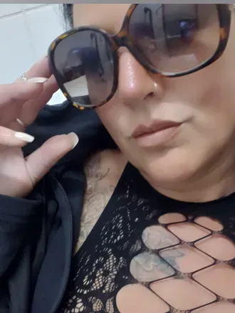 OnlyFans account  mrselliott21 avatar 1