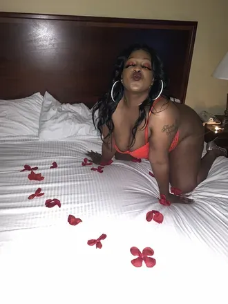 OnlyFans account  brownapples avatar 1