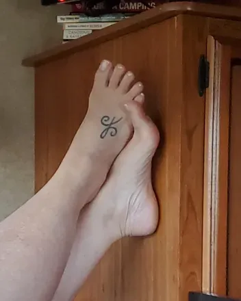 OnlyFans cuenta feetcreationsbylynn avatar 1