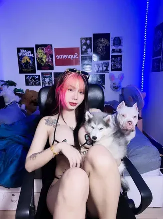 OnlyFans account  irenkampong1 avatar 1