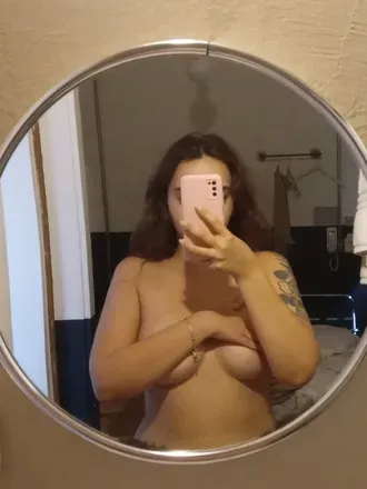 OnlyFans account  mechamadebarbara avatar 1