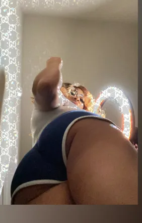 OnlyFans cuenta callmesunshineee header 2