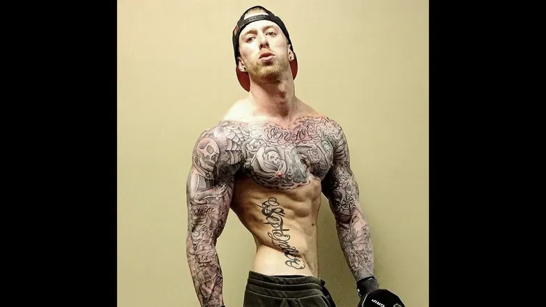 OnlyFans cuenta footlongandstrong avatar 1