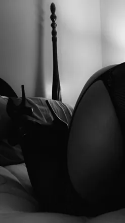 OnlyFans cuenta mia_madison header 2