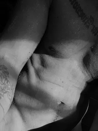 OnlyFans account  teknoturre header 2