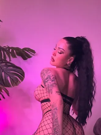 OnlyFans account  spiicybunnyvip header 2