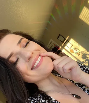 OnlyFans account  evinraine avatar 1