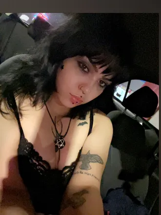 OnlyFans cuenta satansexwife2 avatar 1