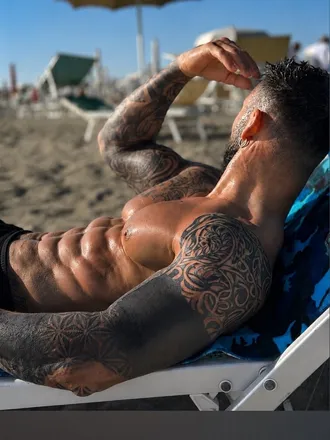 OnlyFans cuenta nicolominervini header 2