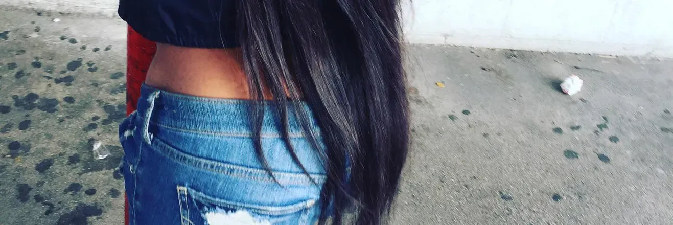 OnlyFans cuenta prettyassmilani header 2