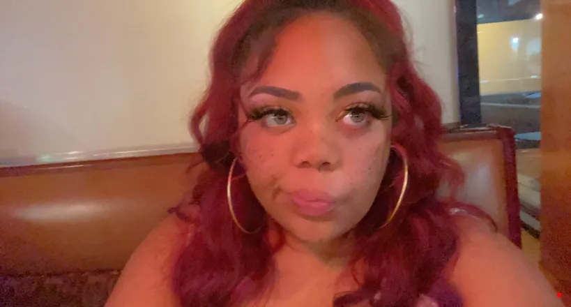 OnlyFans cuenta freckledfacebeauty header 2