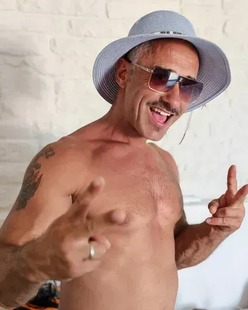OnlyFans of mugur
