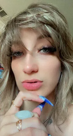 OnlyFans cuenta juli_wolovich avatar 1