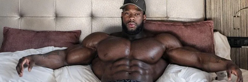 OnlyFans cuenta savino_black header 2