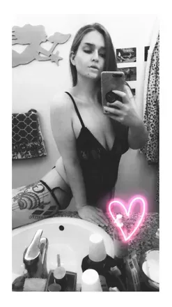 OnlyFans cuenta hazelmayhem avatar 1